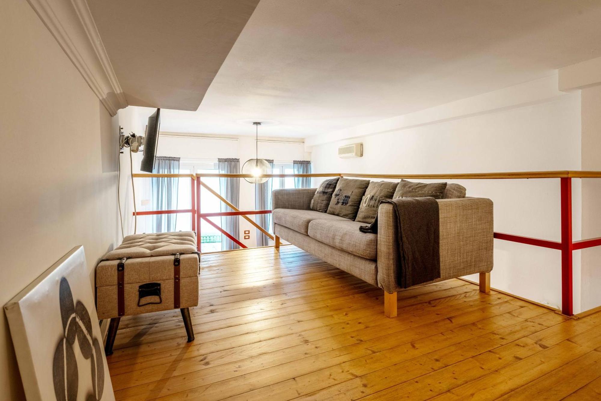 One Bedroom Apartment With Terrace Near Duomo ميلان المظهر الخارجي الصورة