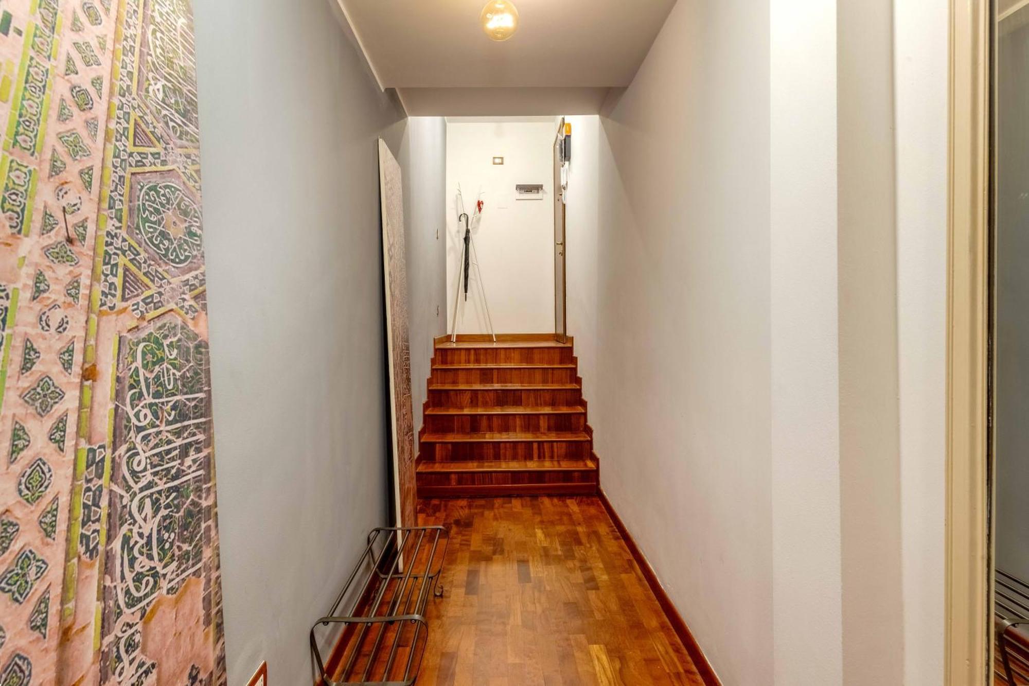 One Bedroom Apartment With Terrace Near Duomo ميلان المظهر الخارجي الصورة
